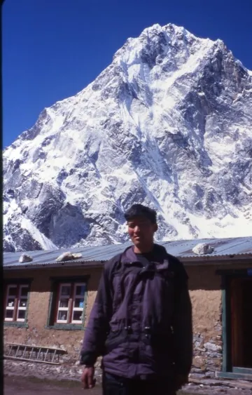Dzongla.